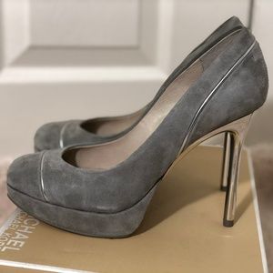 MICHAEL Michael Kors Bethany Pump in Stone